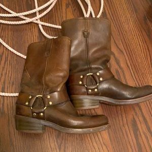Woman’s Dingo BROWN Leather boots heavy duty oil resistance